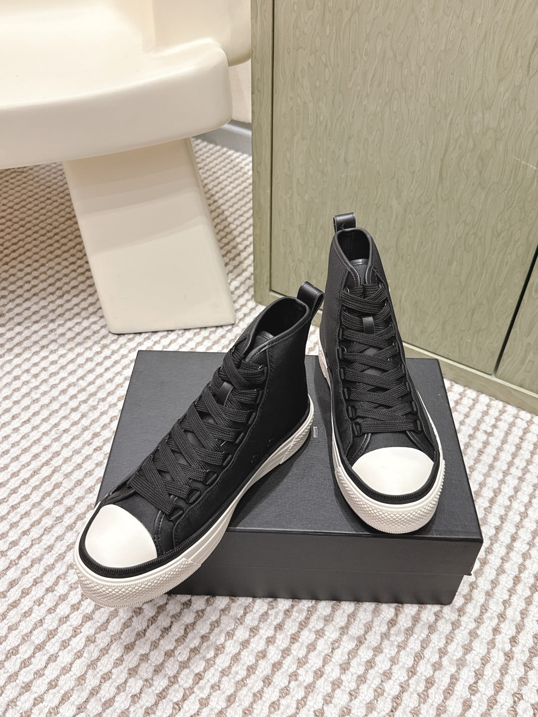 Amiri black lace-up high-top sneakers with white midsoles and black eyelets