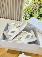 Unisex lace-up sneakers in cream and beige, side panel detail