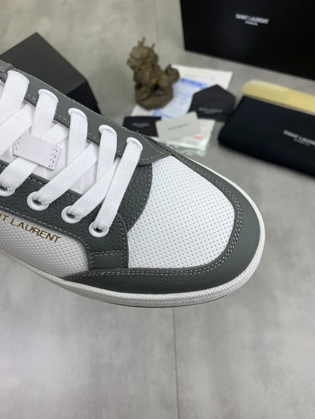Luxury Shoes YSL Unisex
