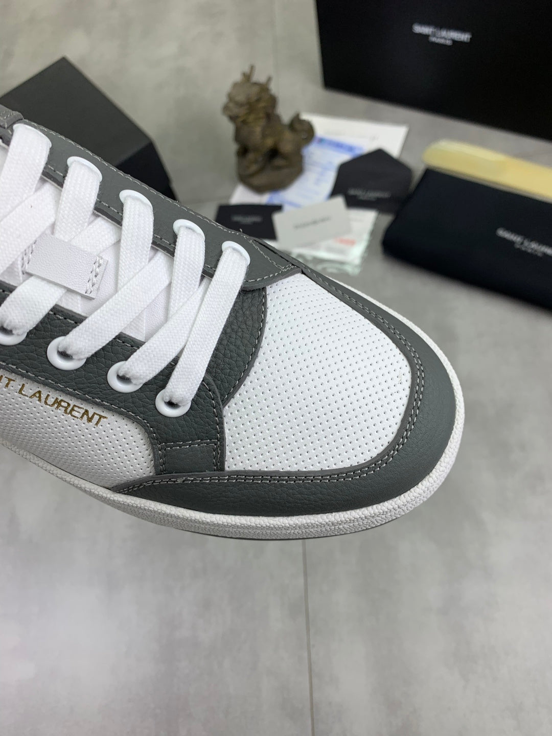Luxury Shoes YSL Unisex