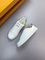 White lace-up sneakers with striped heel lining detail