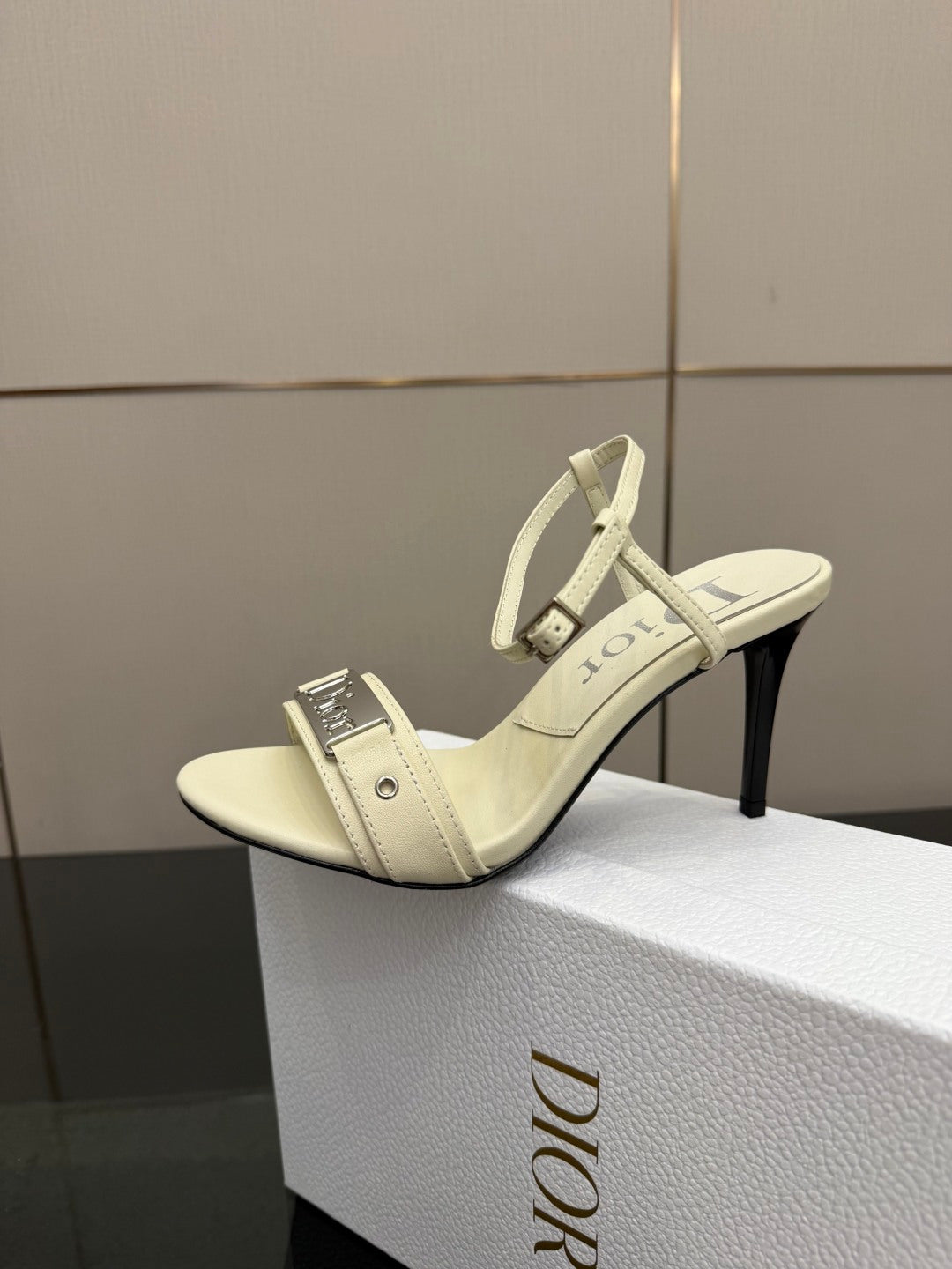 Cream slingback sandal with ankle strap and thin heel, Dior logo on strap