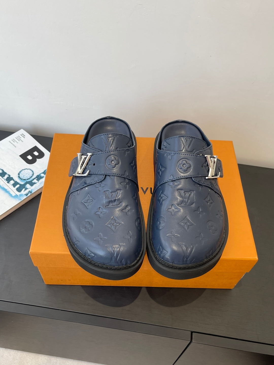 Luxury Shoes Louis Vuitton Sandals