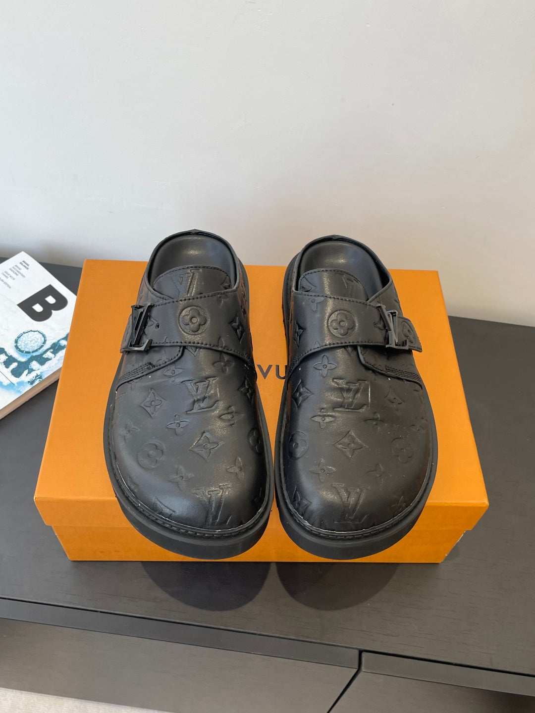 Luxury Shoes Louis Vuitton Sandals
