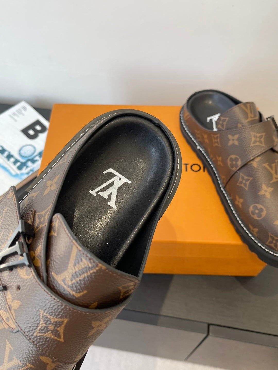 Luxury Shoes Louis Vuitton Sandals