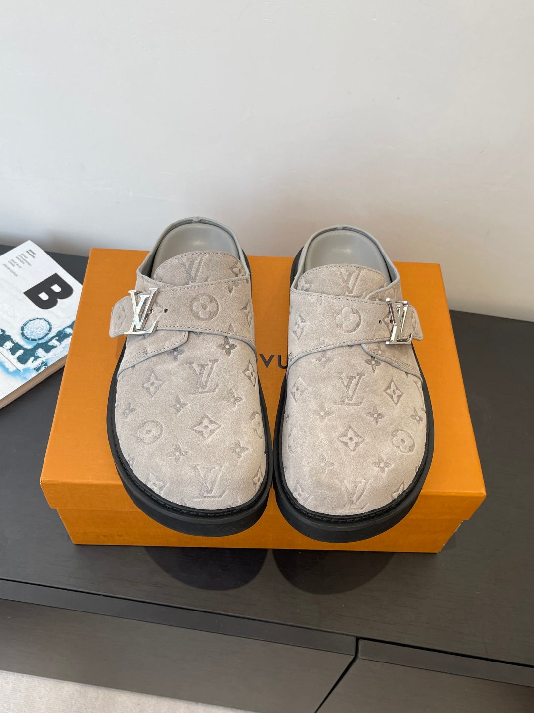 Luxury Shoes Louis Vuitton Sandals