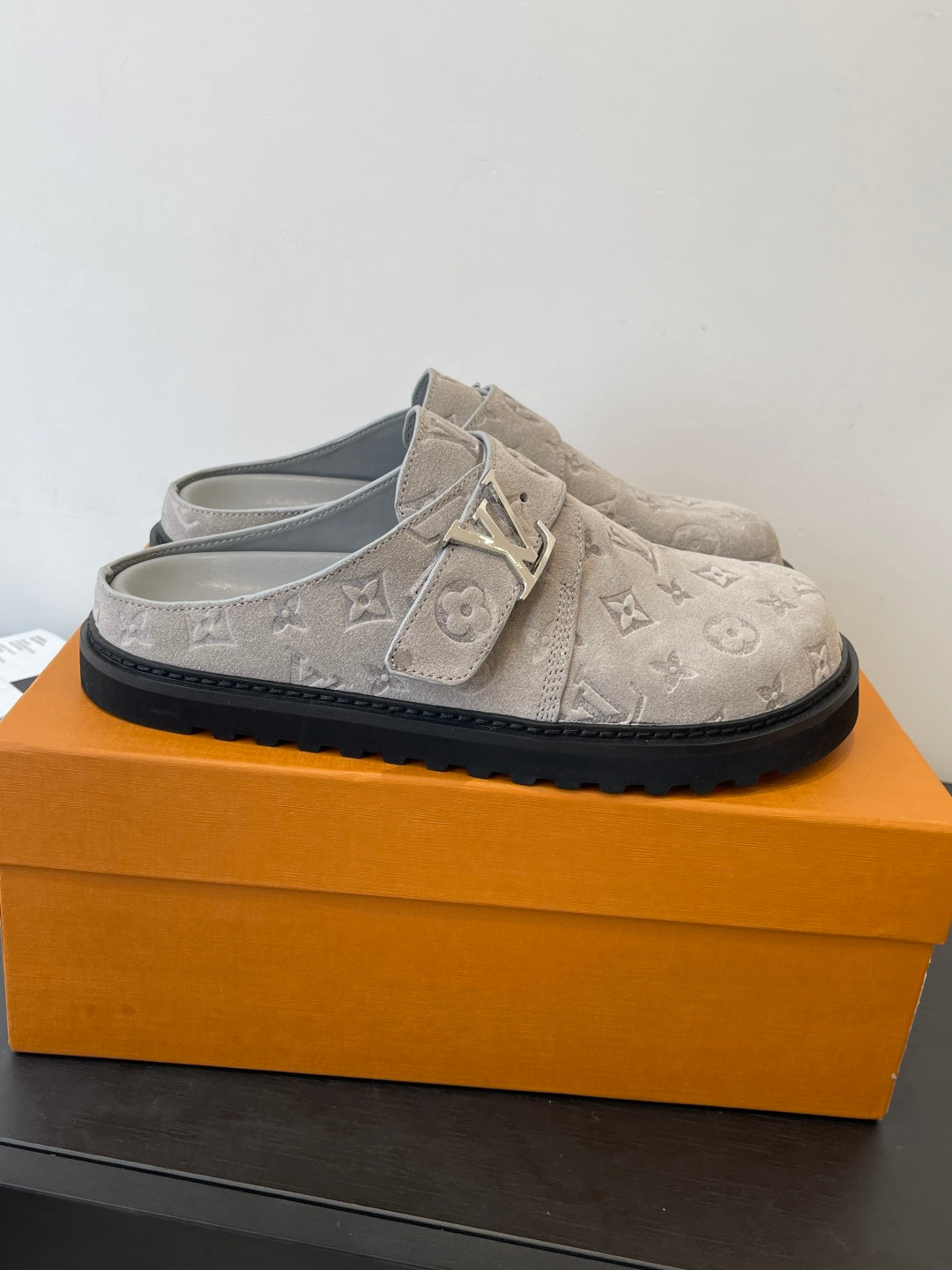 Luxury Shoes Louis Vuitton Sandals