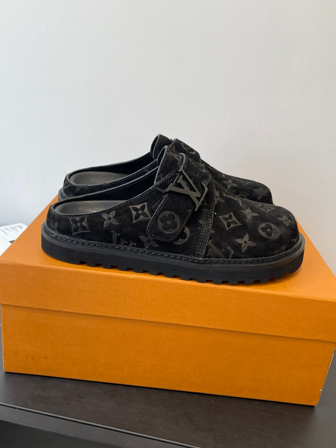 Luxury Shoes Louis Vuitton Sandals