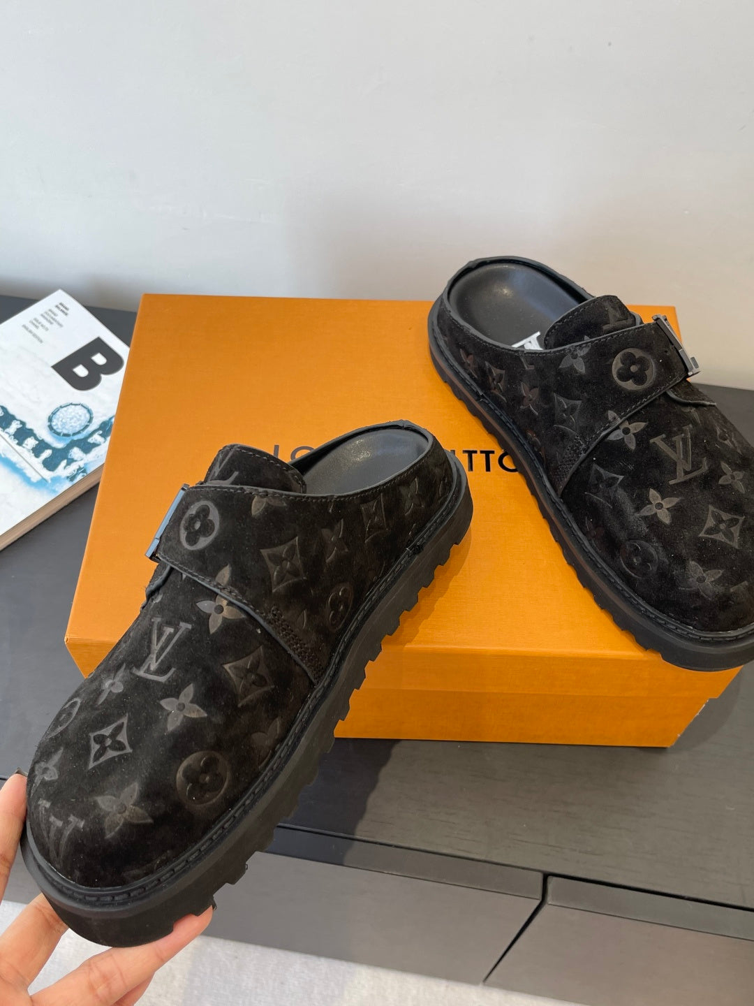 Luxury Shoes Louis Vuitton Sandals