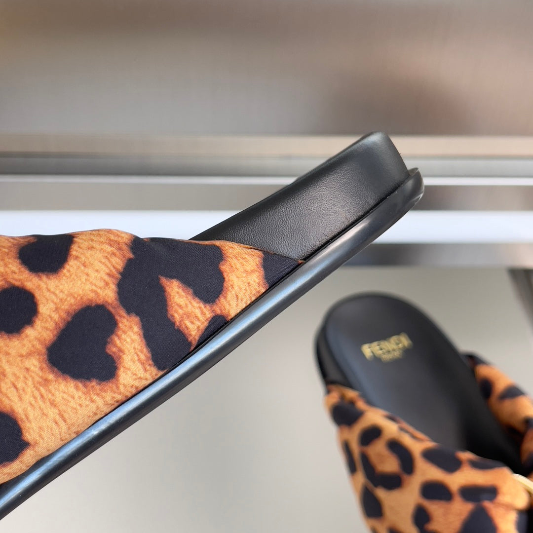 Luxury Shoes Fendi Sandals