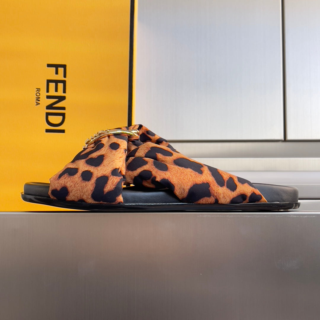 Luxury Shoes Fendi Sandals