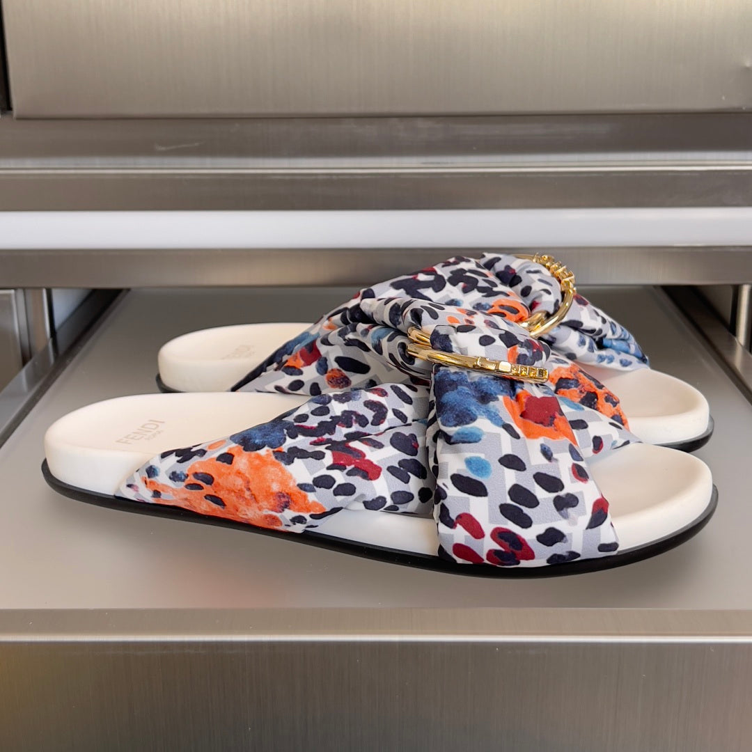 Luxury Shoes Fendi Sandals