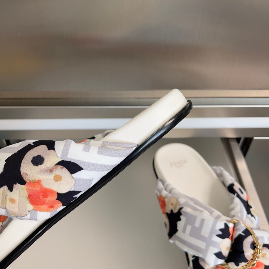 Luxury Shoes Fendi Sandals