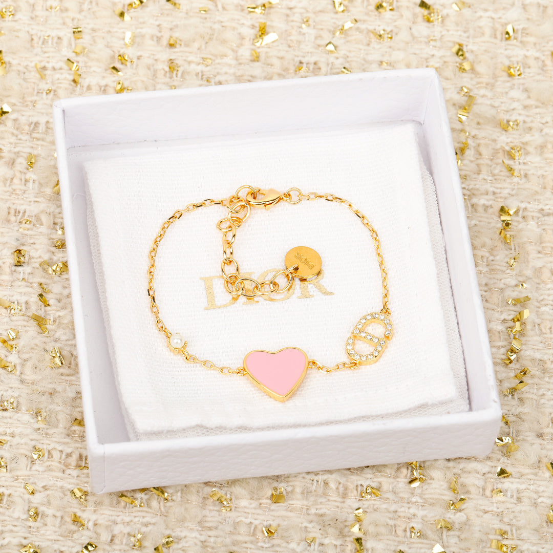 Dior heart charm bracelet in white gift box, pink heart pendant and gold chain
