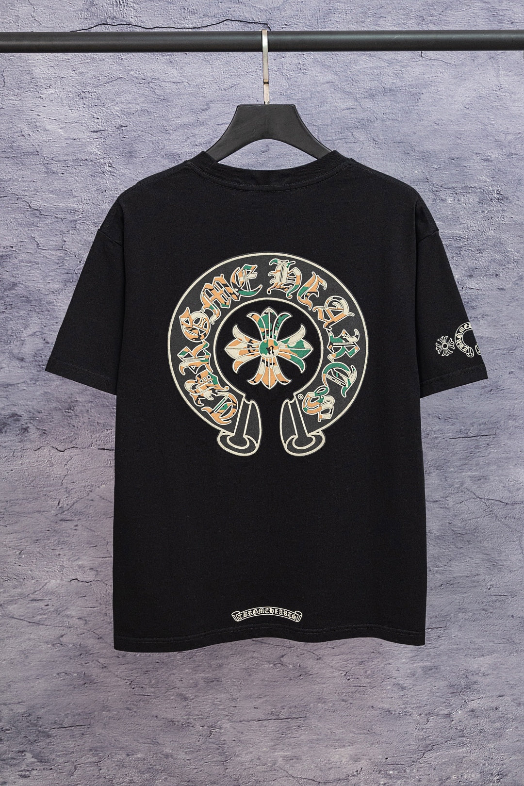 Black short-sleeve T-shirt with large circular back graphic print