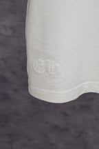 White short-sleeve T-shirt with embossed hem logo