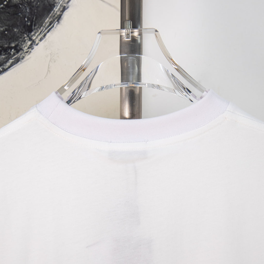 White Dior T-shirt collar and neckline with ribbed crew neck