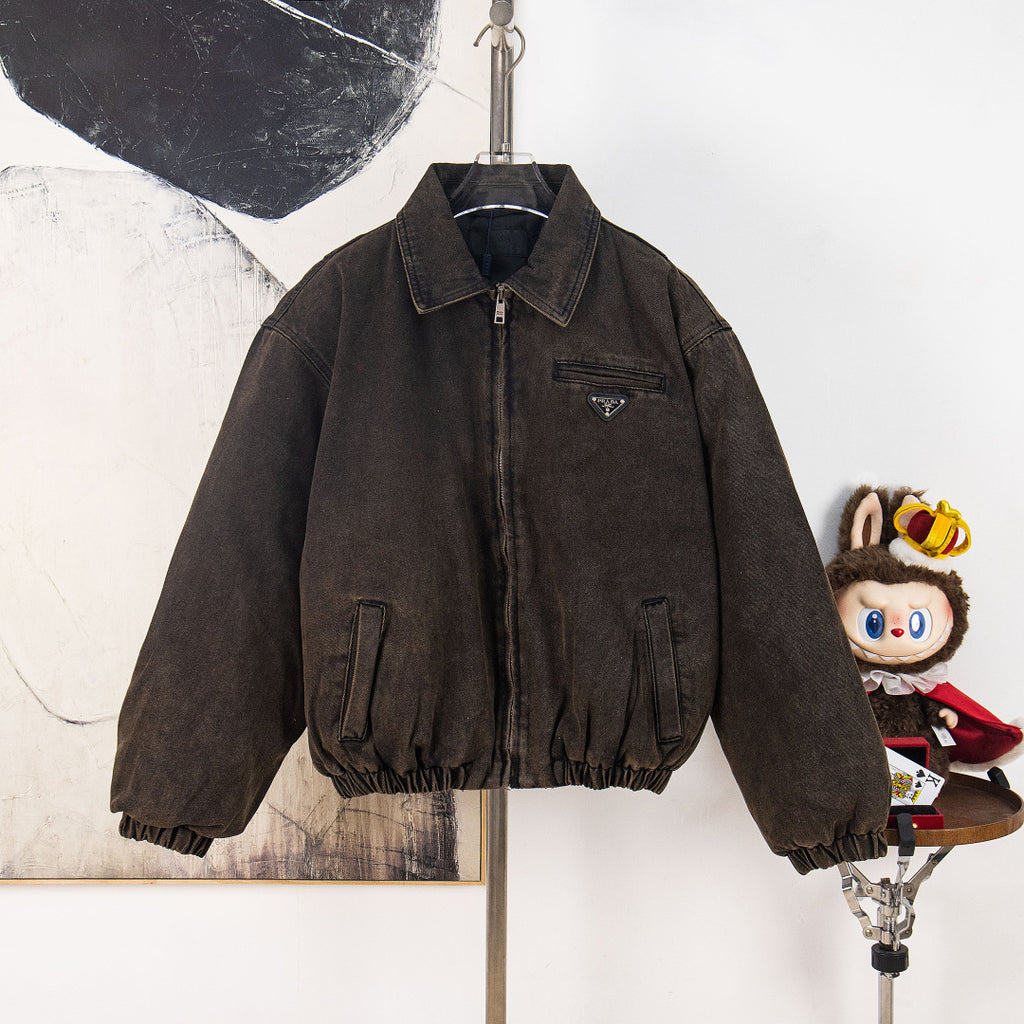 Long jacket in dark brown with stand collar and zip front
