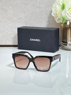 Sunglasses with tortoiseshell frames and amber tinted lenses