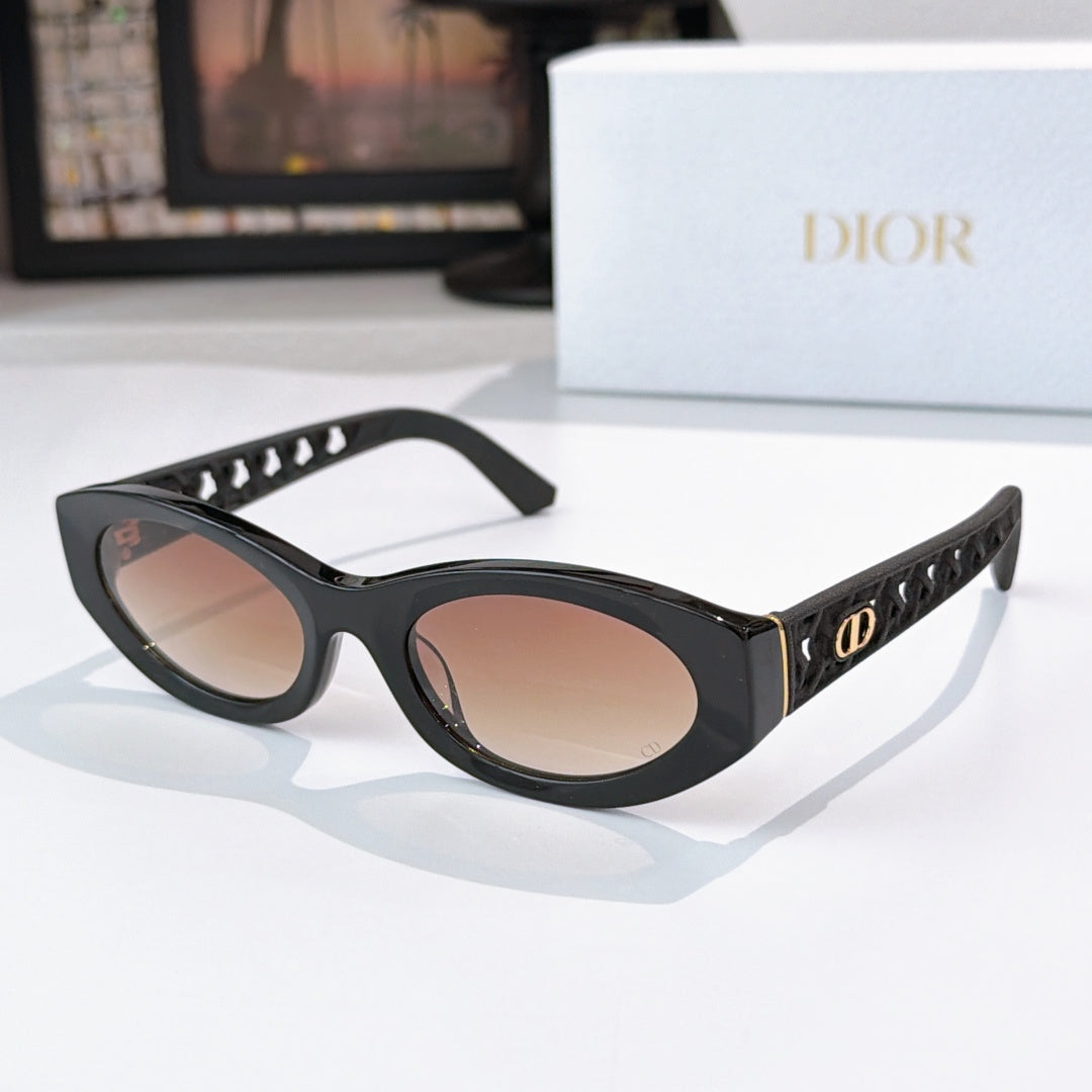 Dior cat-eye sunglasses with black frame and rose-brown tinted lenses