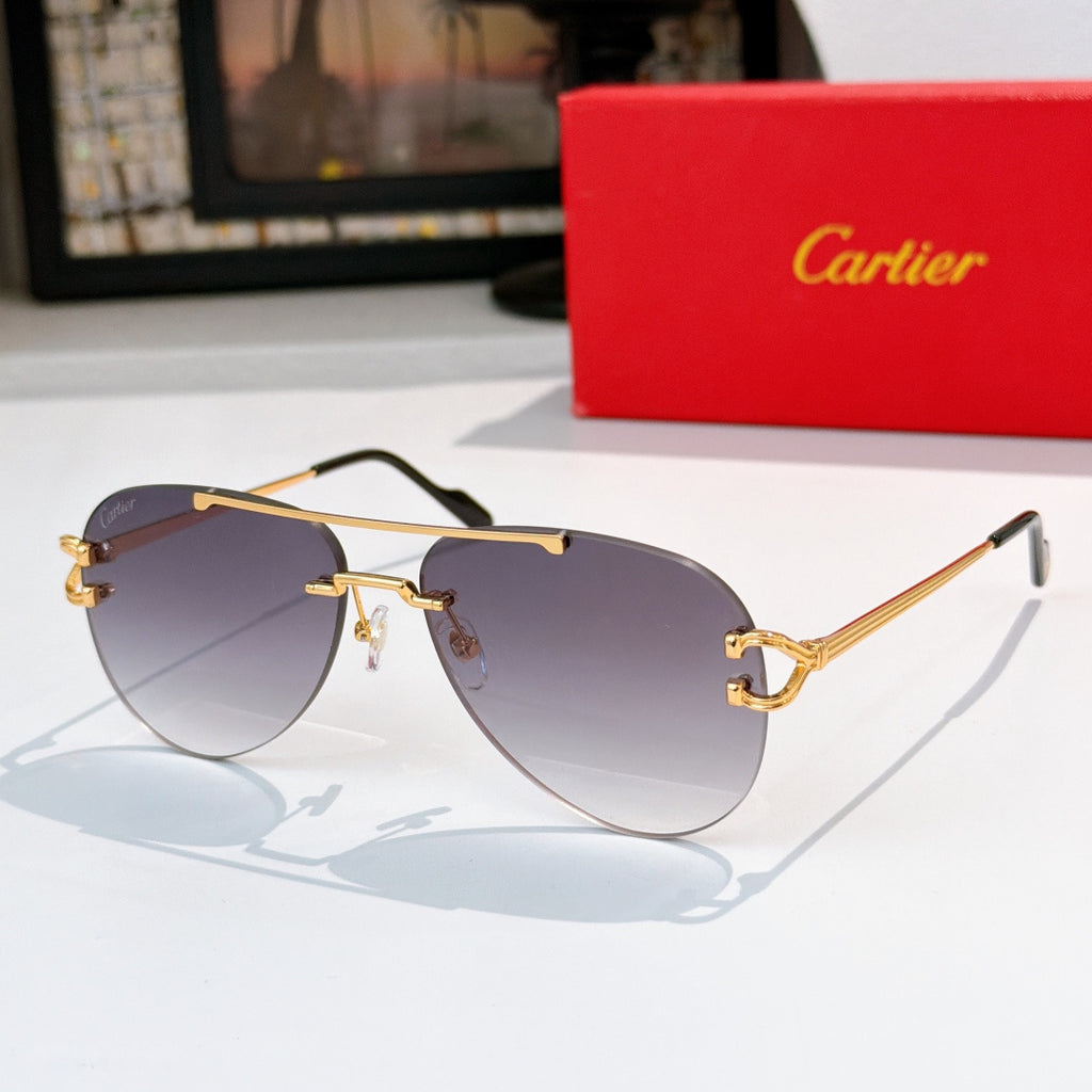 Aviator sunglasses with gold metal frame and purple tinted lenses
