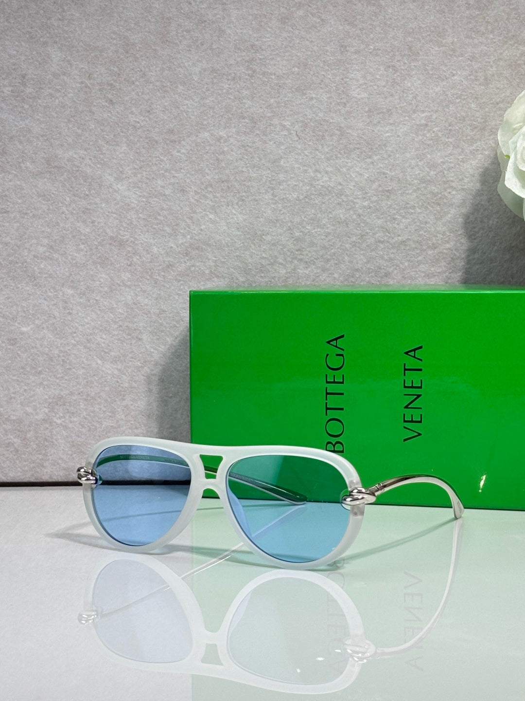 Bottega Veneta Glasses