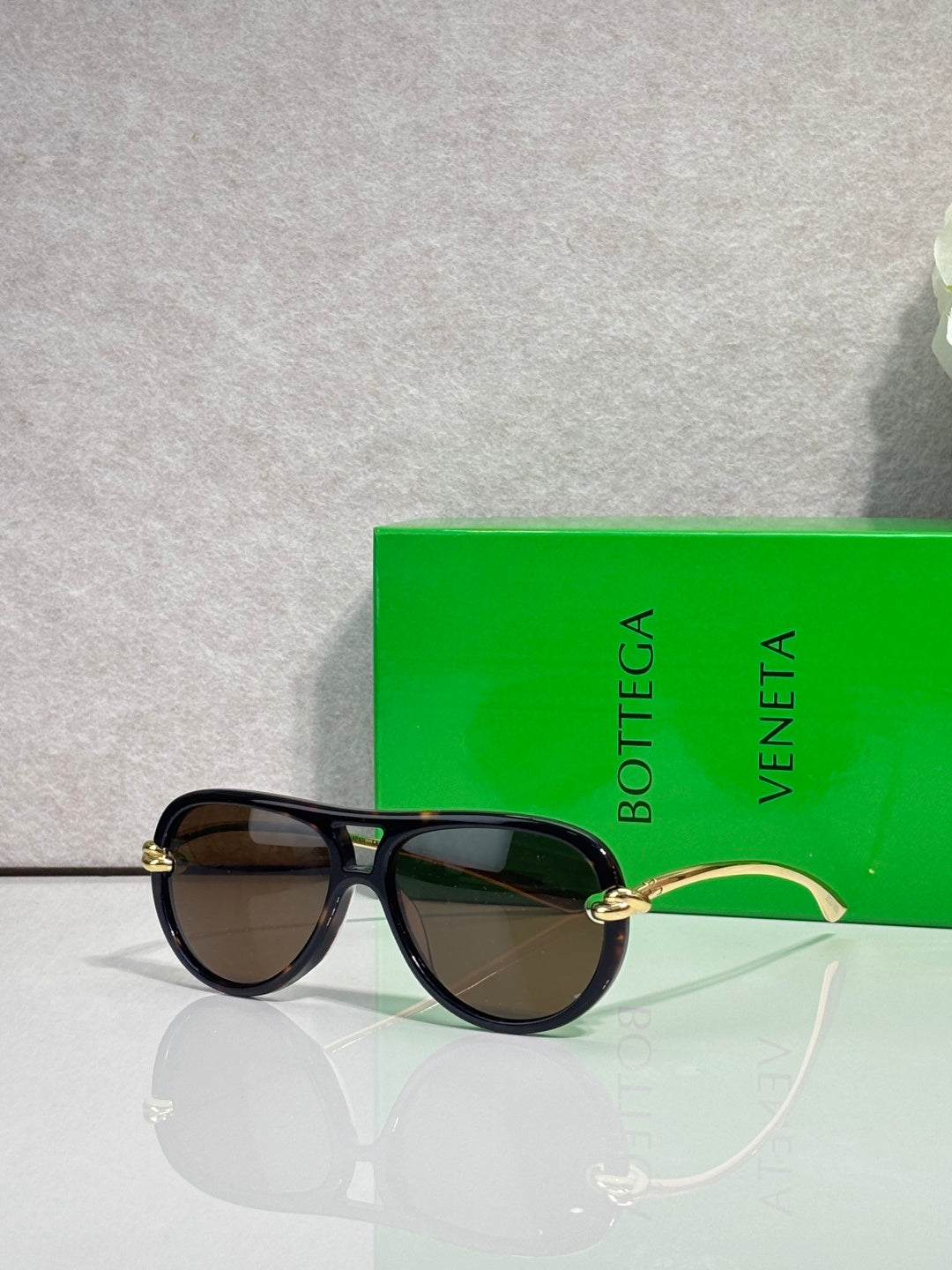 Bottega Veneta Glasses