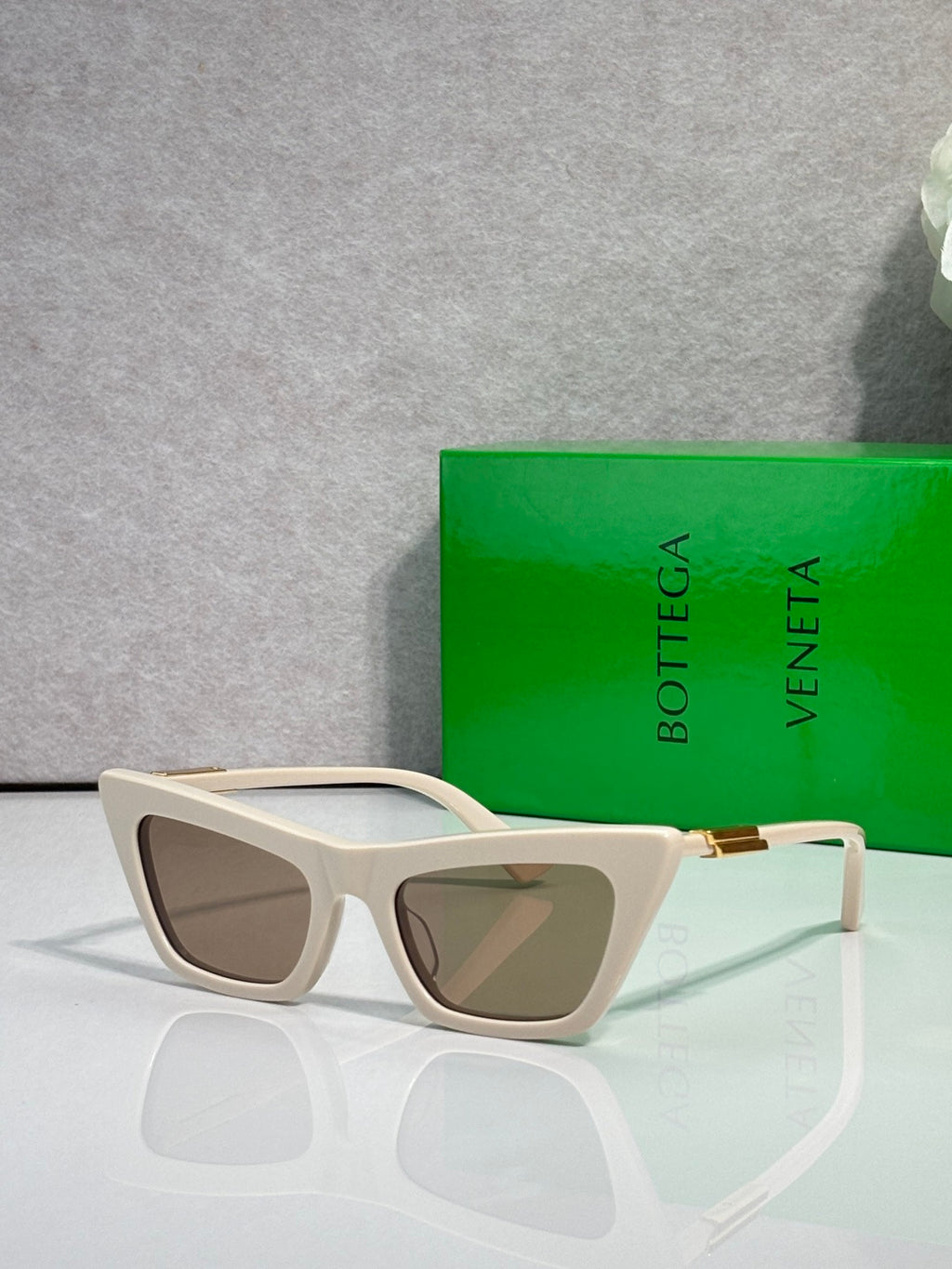 Bottega Veneta Glasses