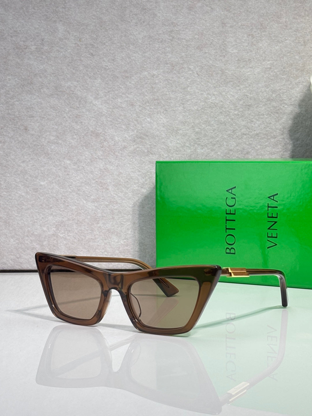 Bottega Veneta Glasses