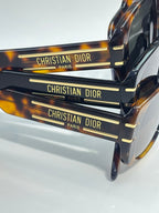 Sunglasses temple with Christian Dior Paris print in tortoiseshell