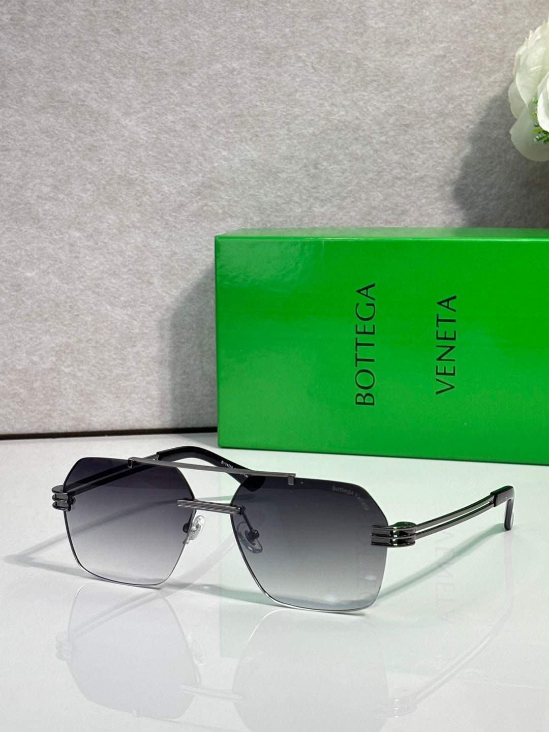 Bottega Veneta Glasses