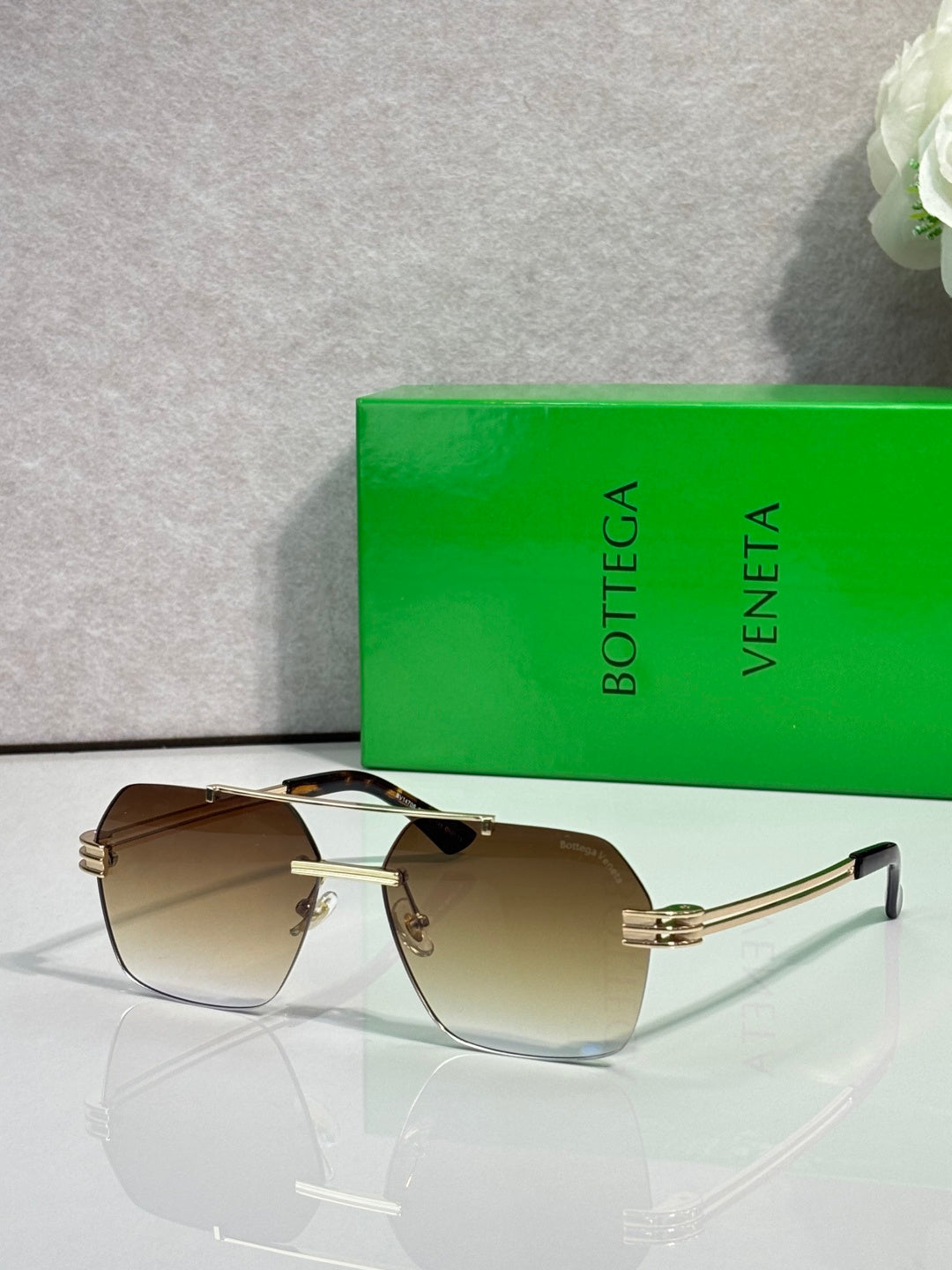 Bottega Veneta Glasses