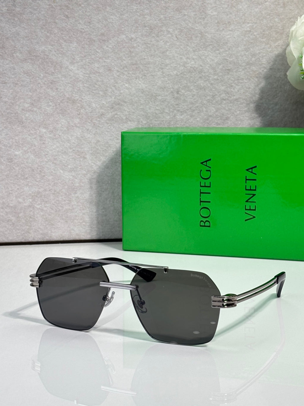 Bottega Veneta Glasses