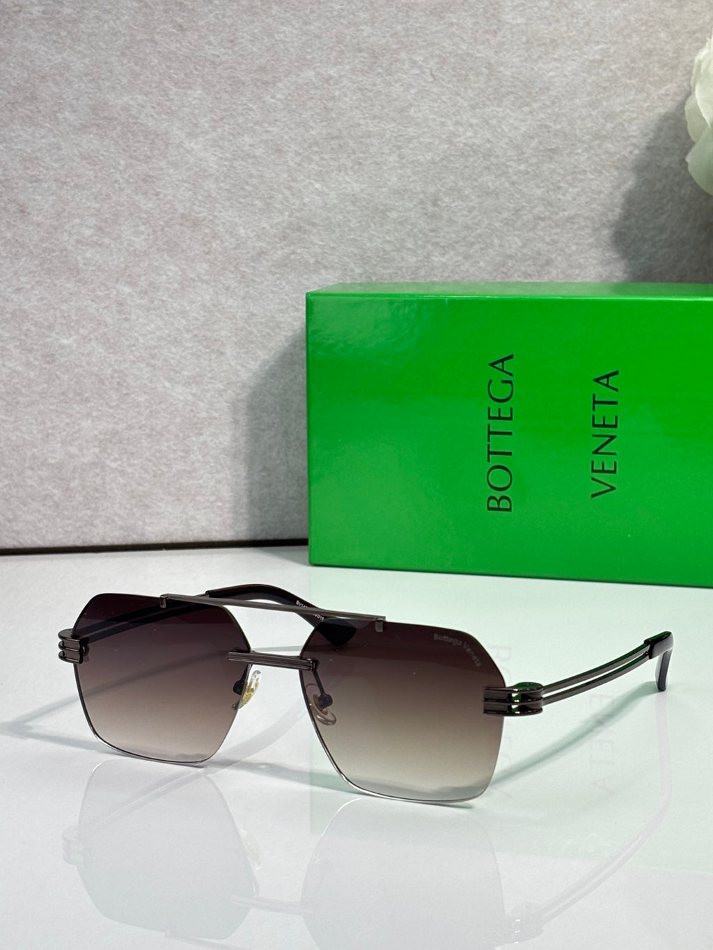 Bottega Veneta Glasses