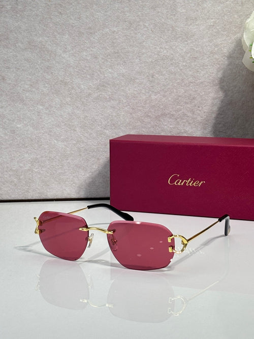 Sunglasses with gold frame and pink mirrored lenses