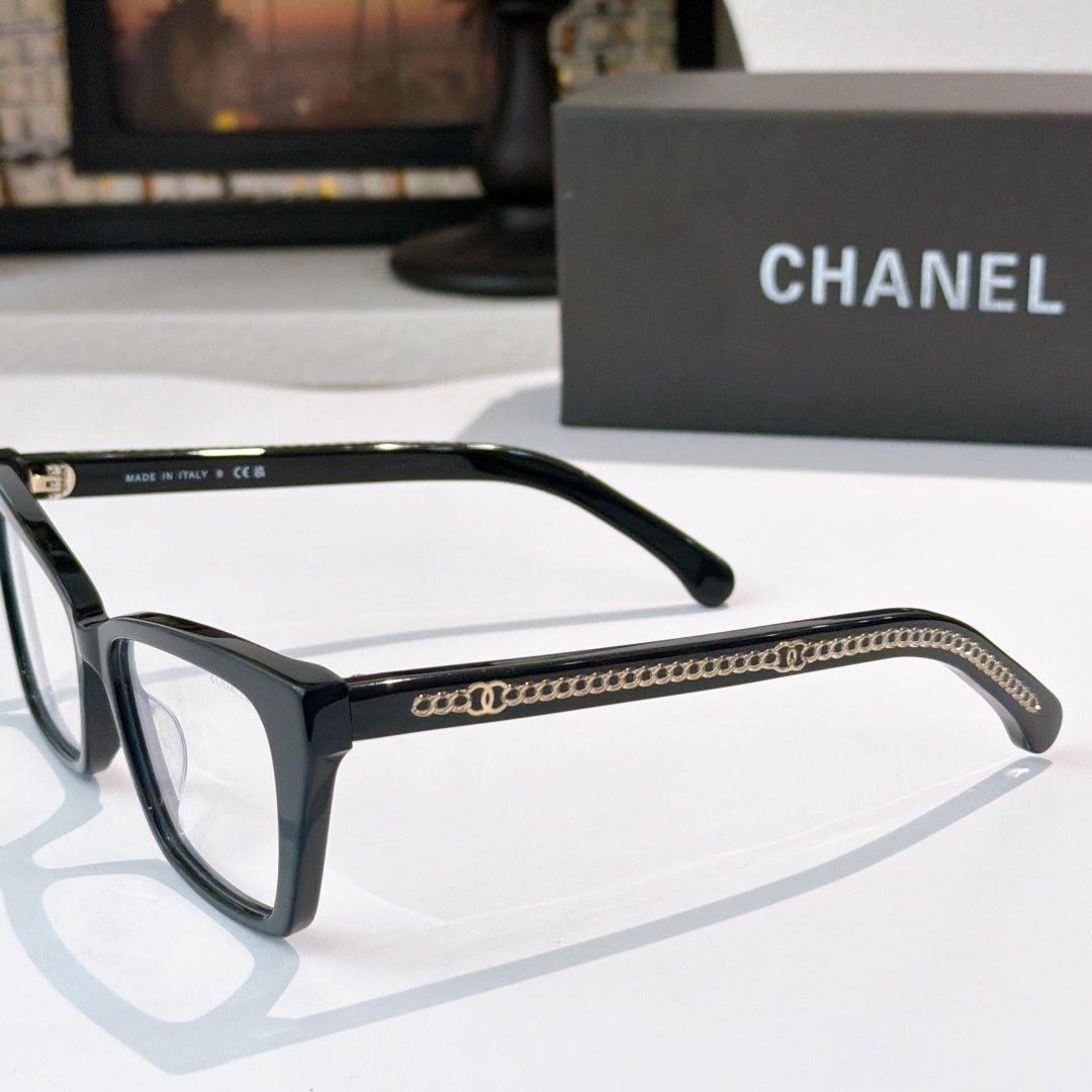 Black square eyeglasses with clear lenses and chain-texture detail on arm