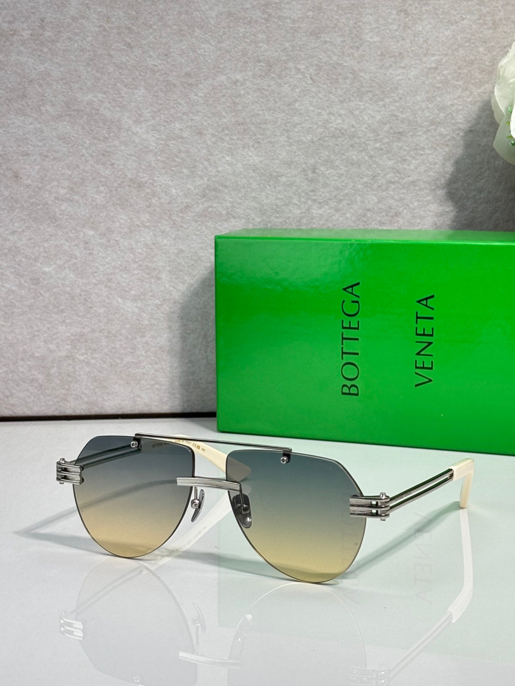 Bottega Veneta Glasses