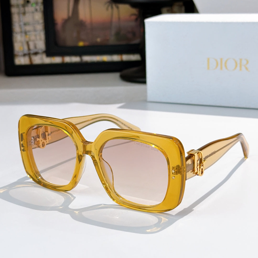 Gold sunglasses with square lenses and gold logo hinge detail