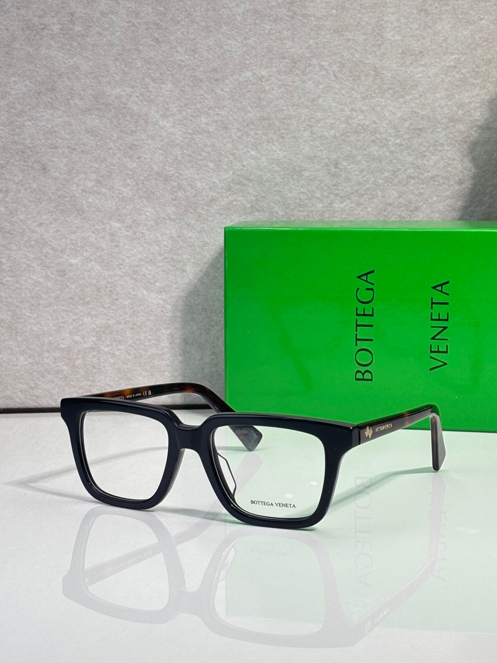 Bottega Veneta Glasses