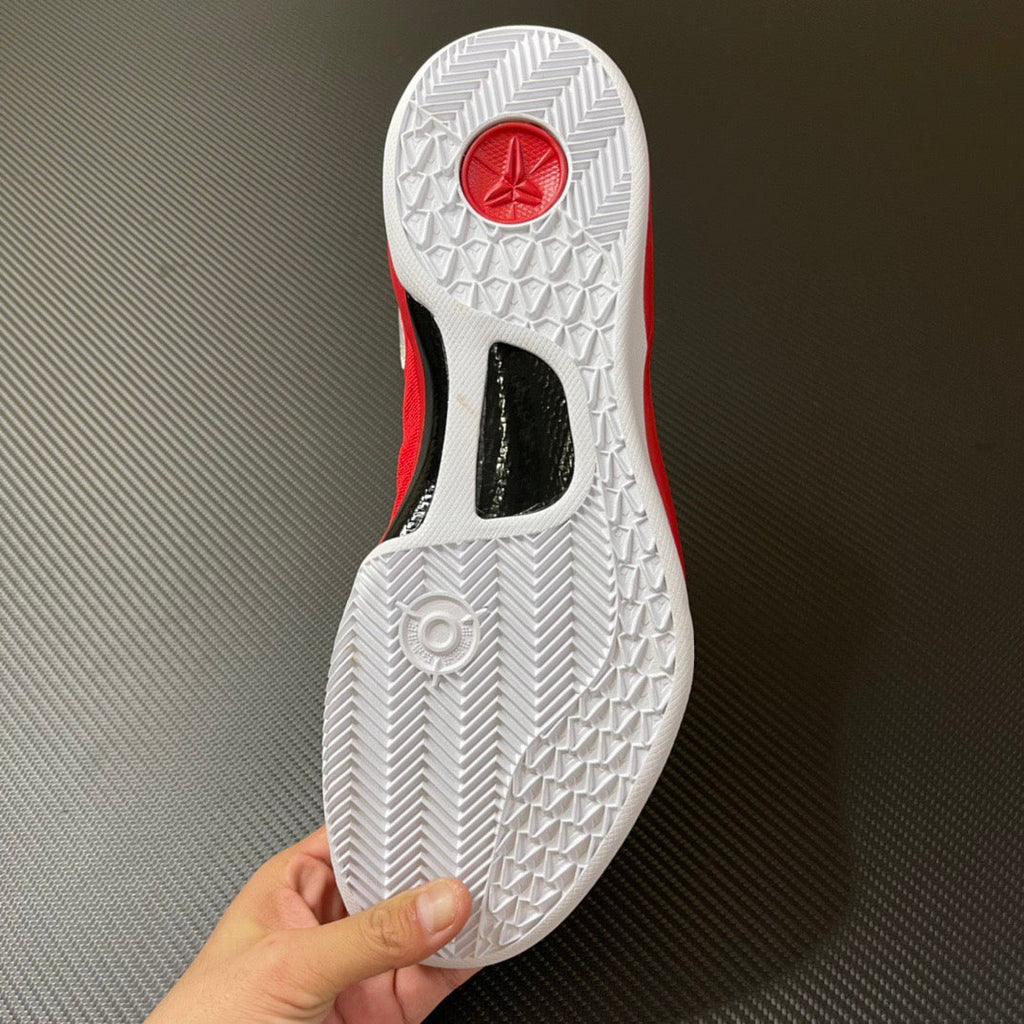 GX Batch-Kobe 8 Protro “University Red”