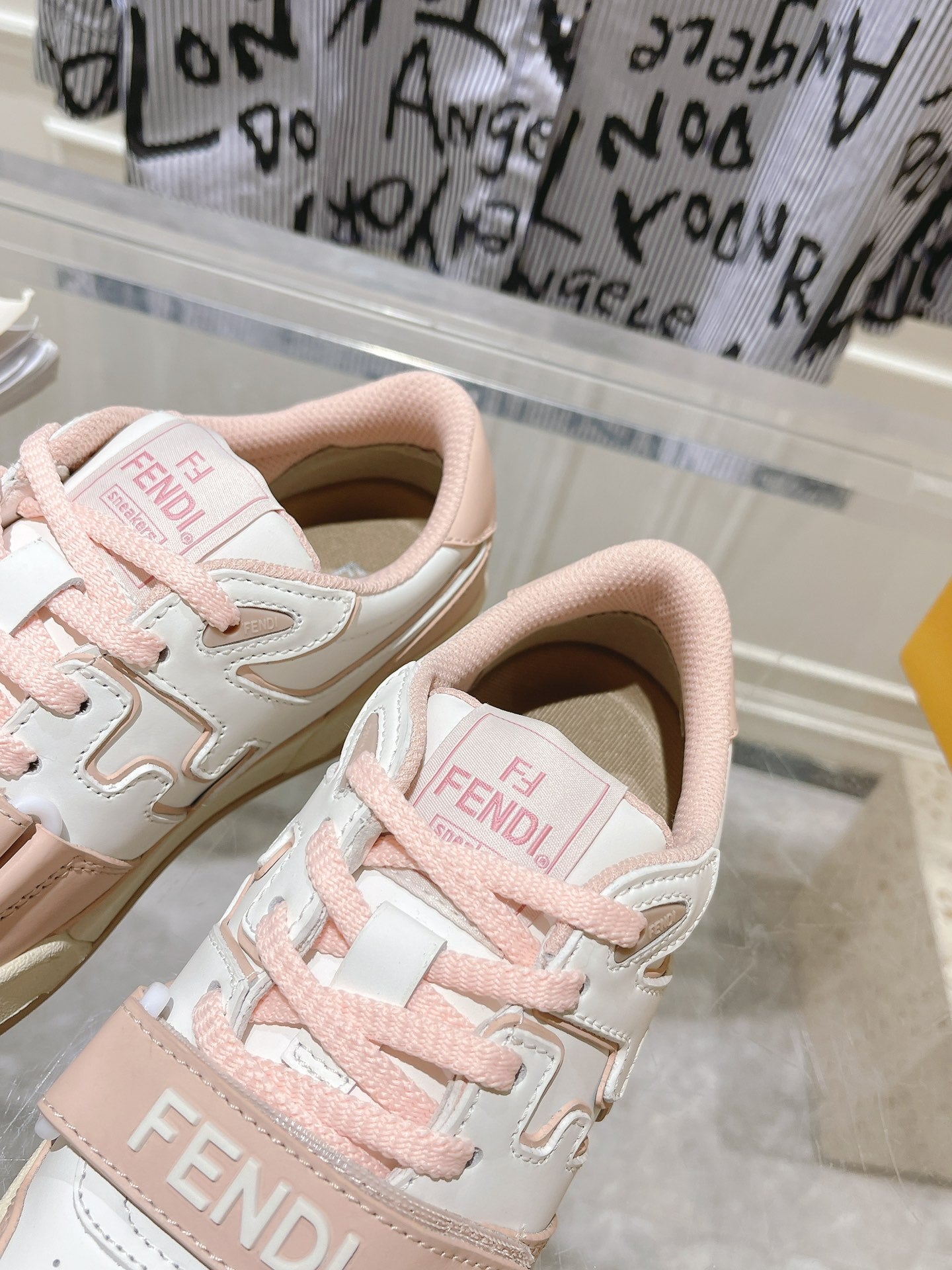 Luxury Shoes Fendi Unisex