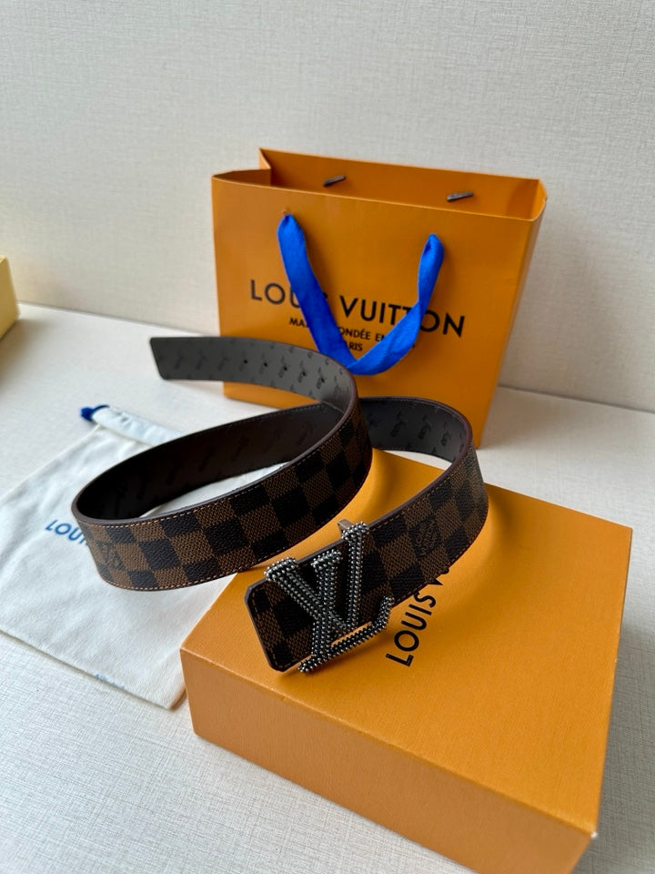Louis Vuitton belt with rhinestone V buckle on checkered strap