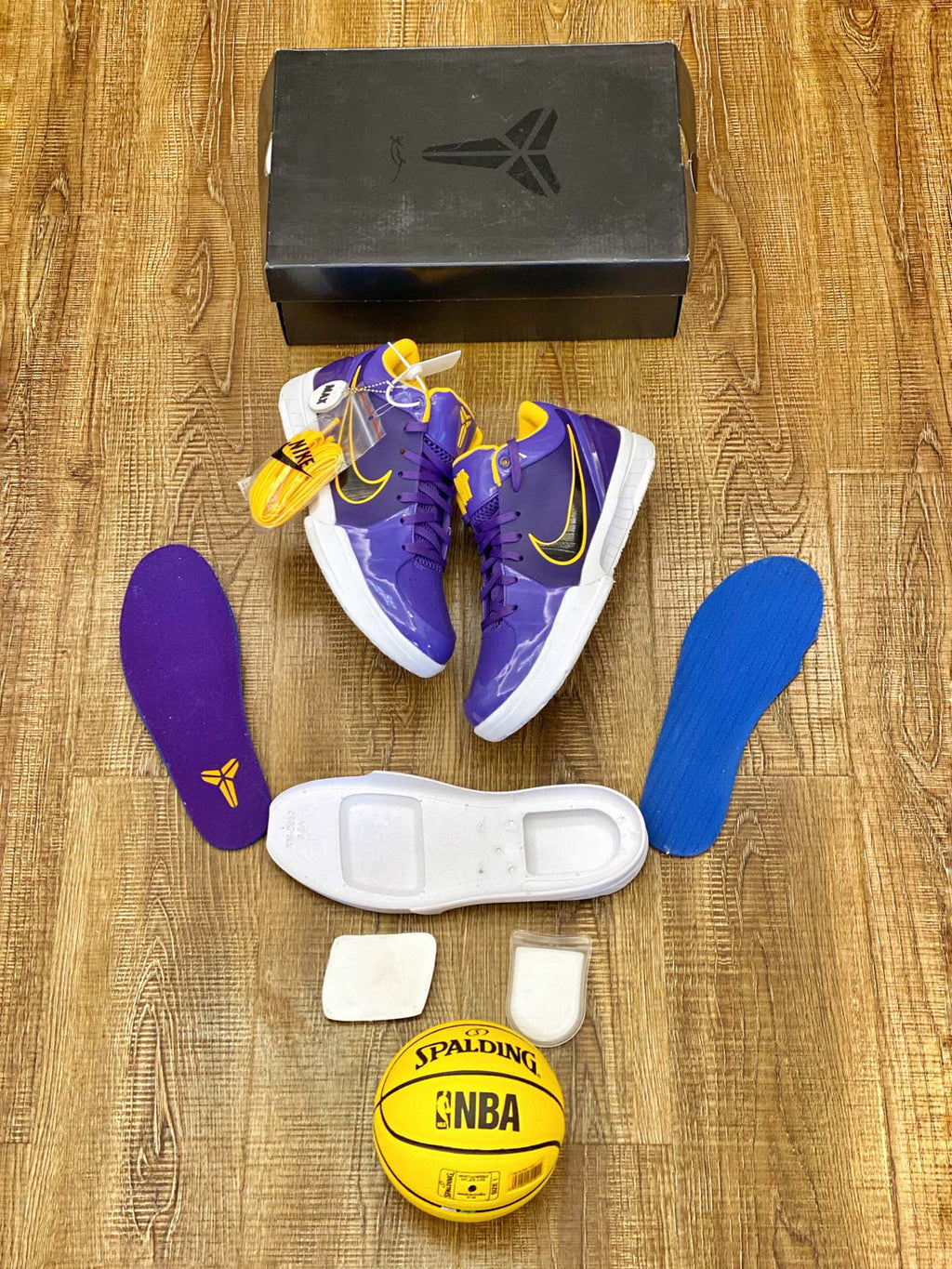 Max Batch-UNDEFEATED × Nike Zoom Kobe 4 Protro “Lakers”