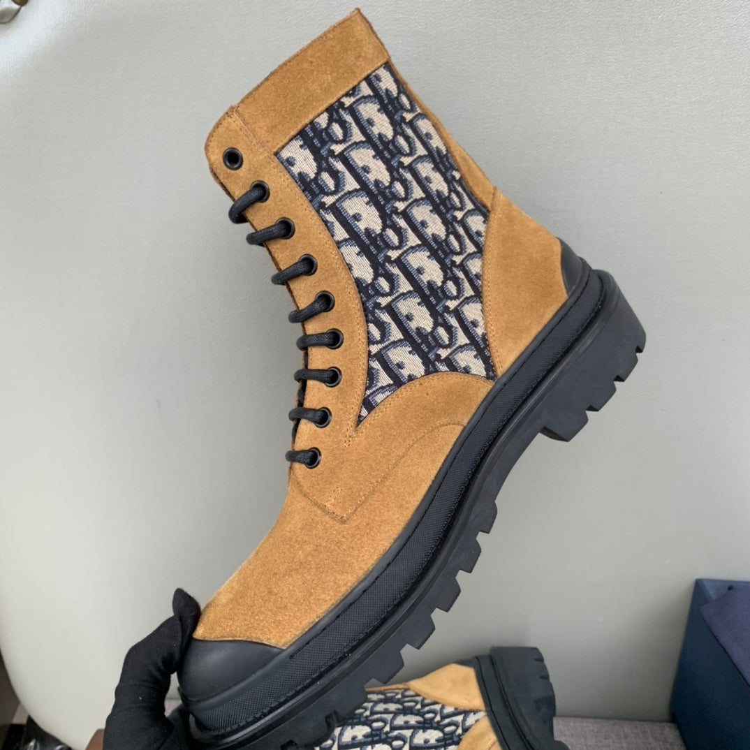 Tan suede Dior Oblique lace-up ankle boot with textured lug sole and eyelets