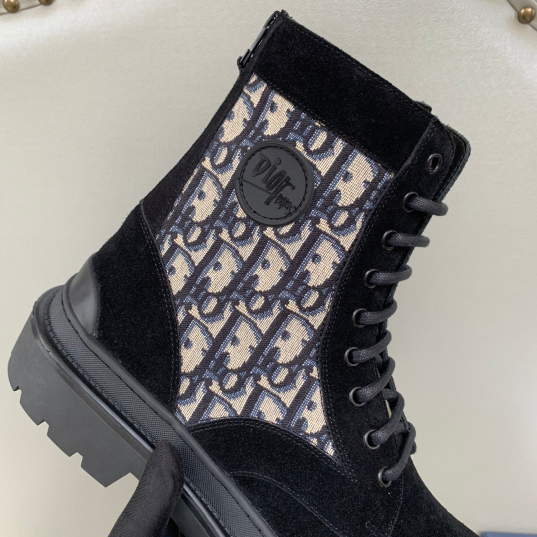 Dior unisex high-top shoes: logo-print side panel with black suede, lace-up