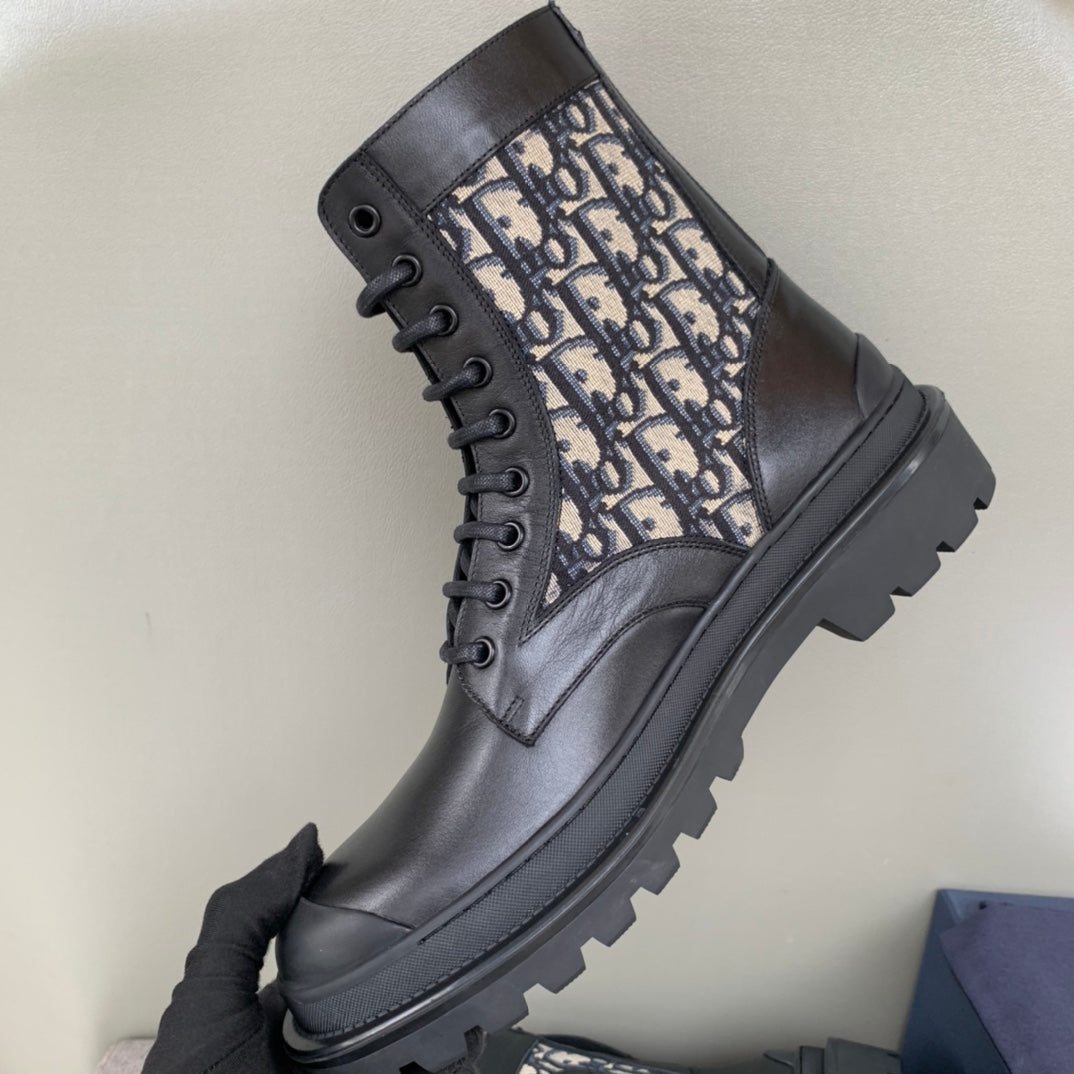 Unisex high-top sneakers, dark leather with jacquard stripe panel and lug sole
