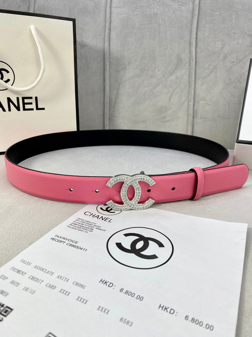 Chanel belt in pink leather with black lining and rhinestone CC buckle