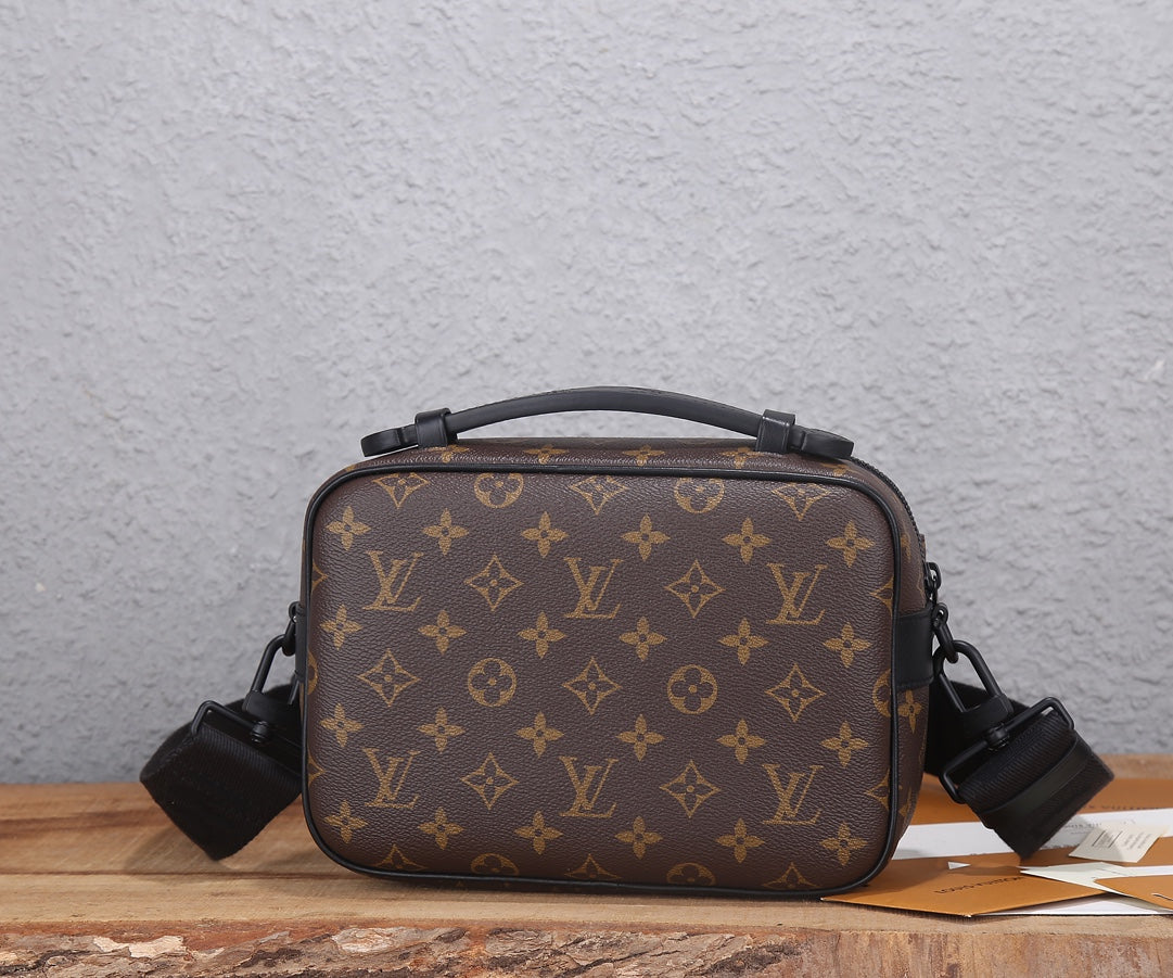 Bags Men Louis Vuitton