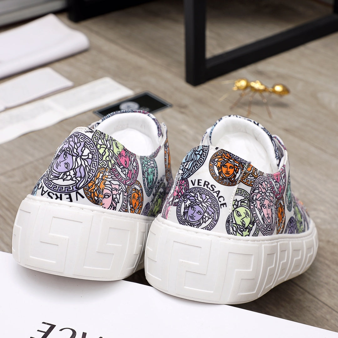 Versace sneakers heel view with multicolor logo print and white cushioned sole