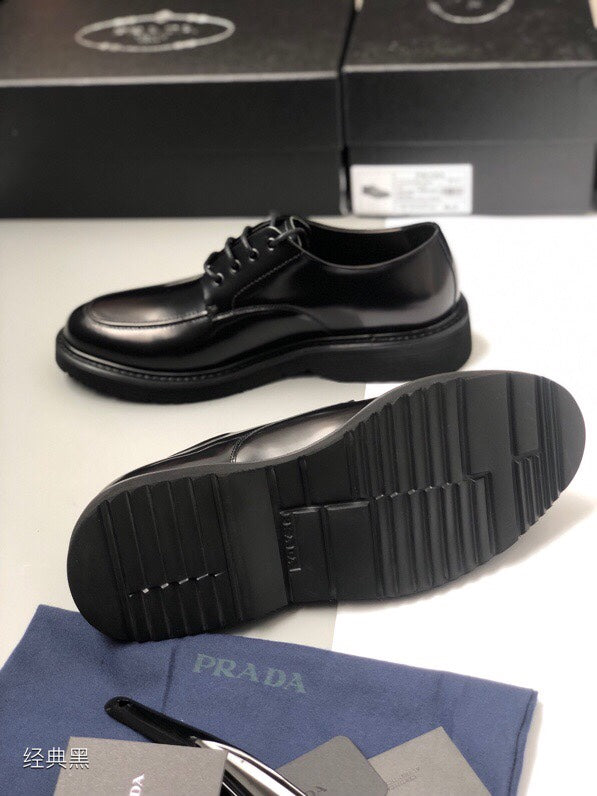 Prada unisex shoe outsole, black rubber tread with vertical grooves